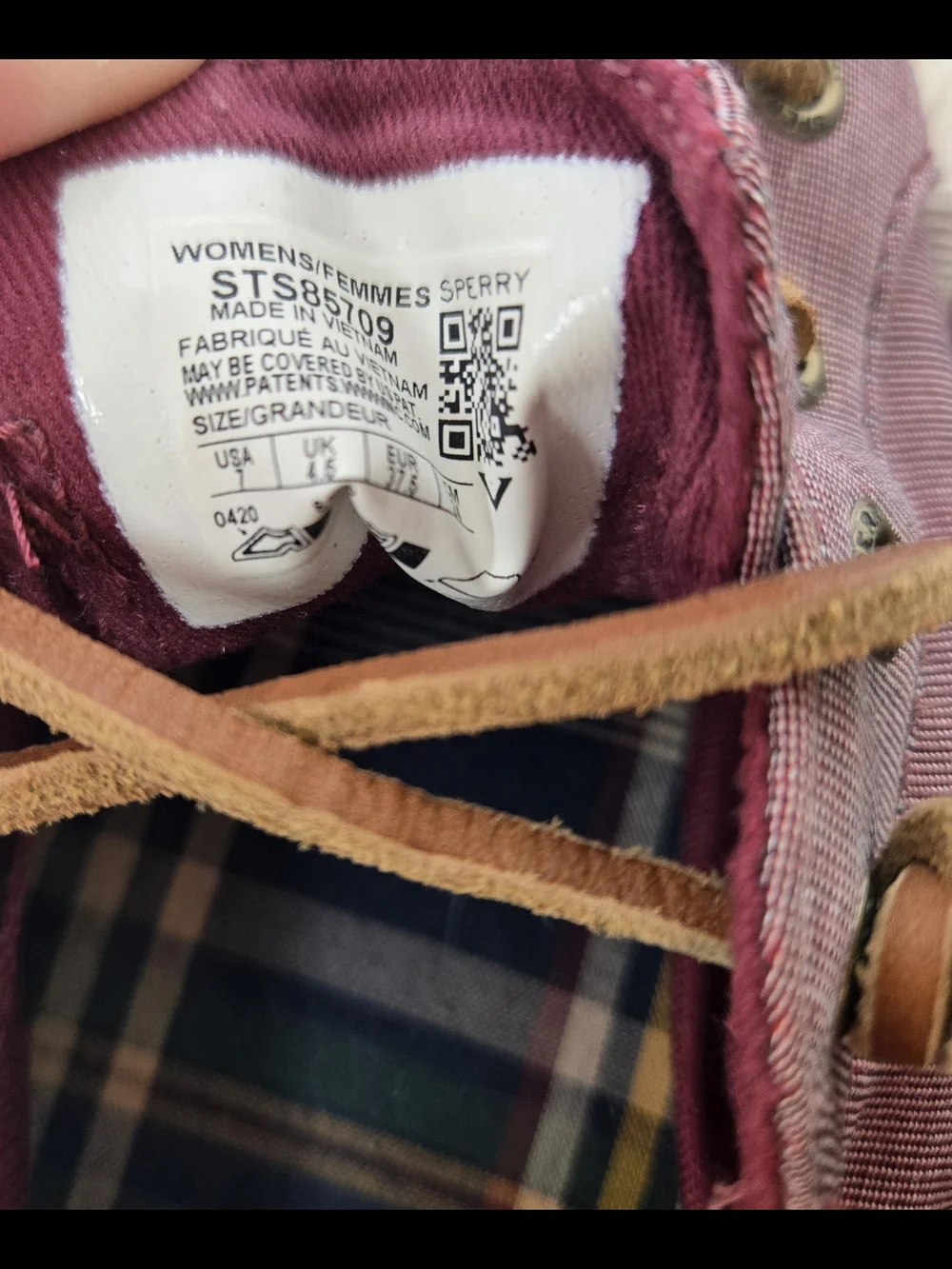 Sperry Mauve Canvas Lace-Up Sneakers